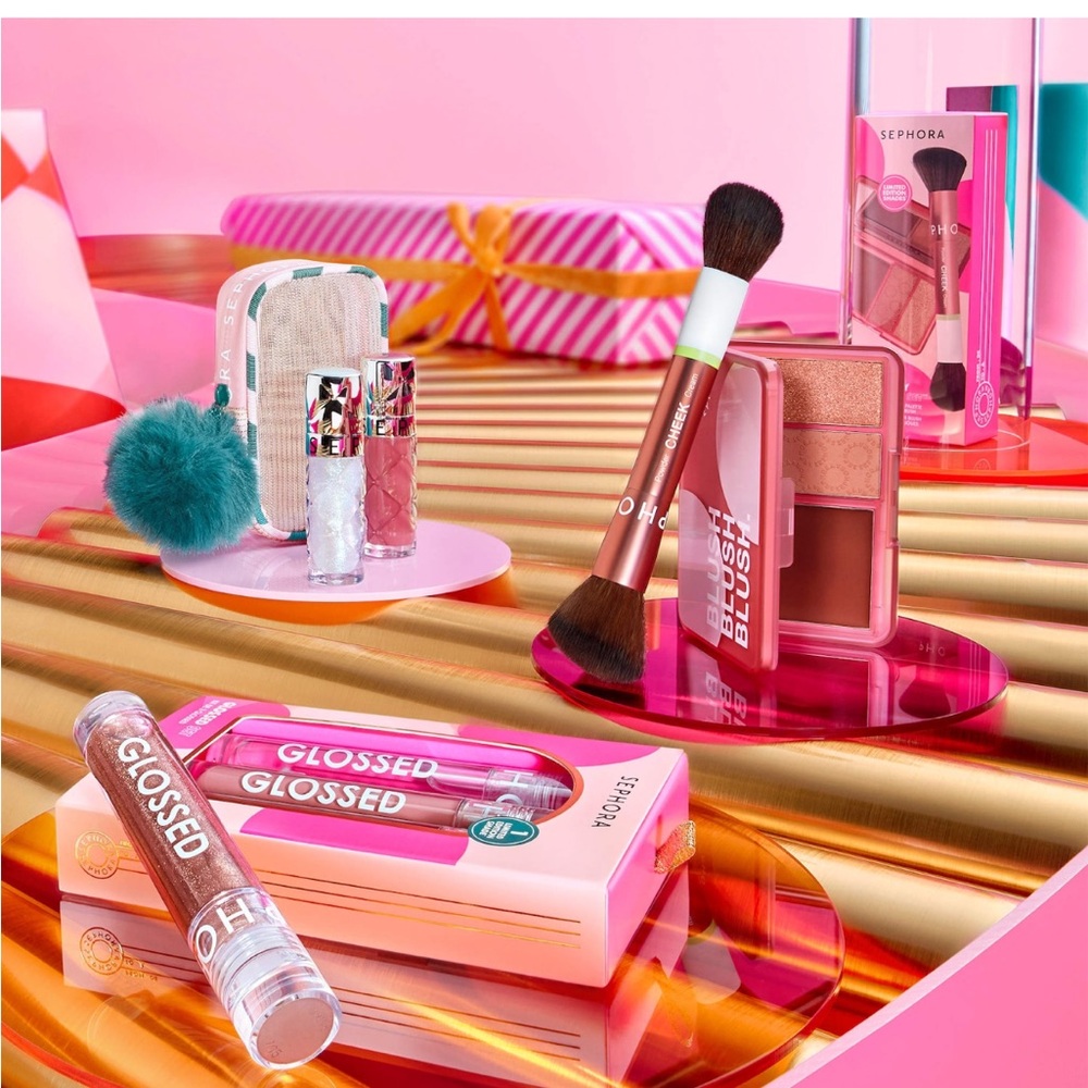 Sephora Collection Perfectly Blushed Makeup Blush and Brush Set